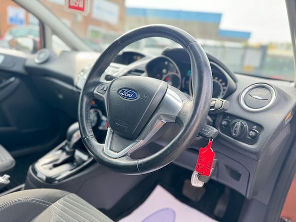 Used Ford Fiesta 2014 for sale - 76256334: Photo 3