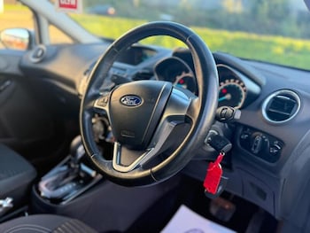 Used Ford Fiesta 2014 for sale - 78714141: Photo
