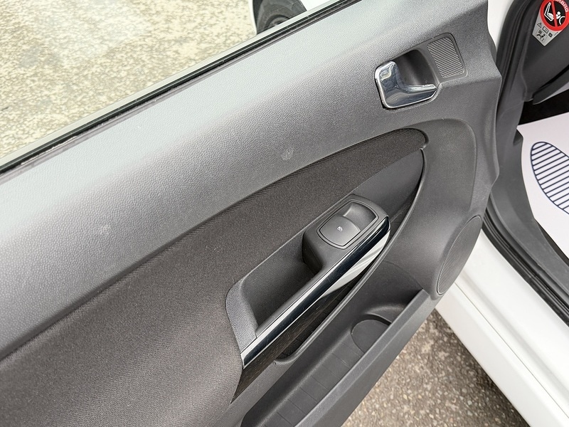 Used Vauxhall Corsa 2012 for sale - 77423072: Photo 33