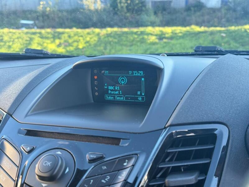 Used Ford Fiesta 2014 for sale - 77149381: Photo 33