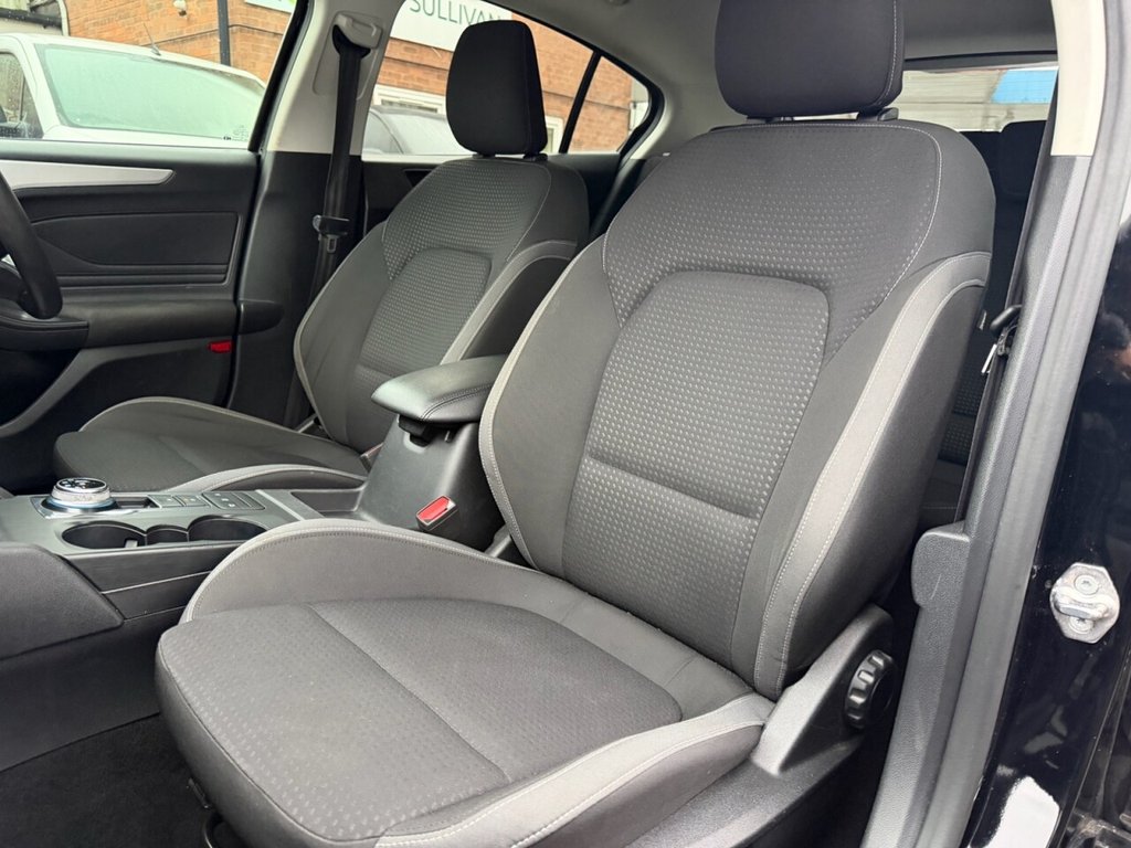 Used Ford Focus 2019 for sale - 76670661: Photo 35