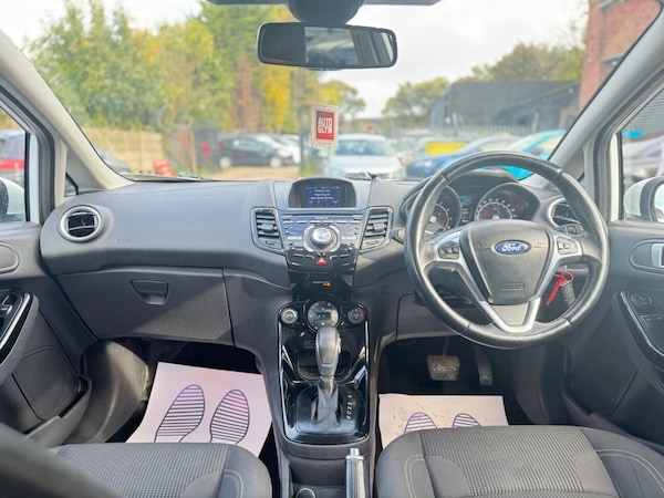 Used Ford Fiesta 2015 for sale - 76323663: Photo 11