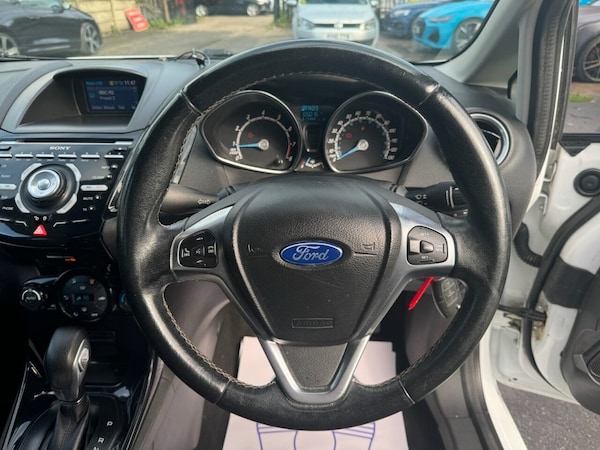 Used Ford Fiesta 2015 for sale - 76323663: Photo 28