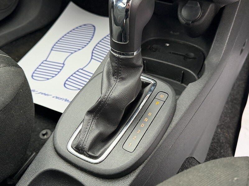 Used Vauxhall Corsa 2009 for sale - 77796767: Photo 32