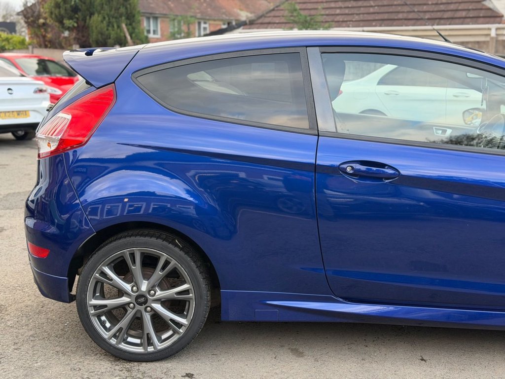 Used Ford Fiesta 2016 for sale - 76510126: Photo 10