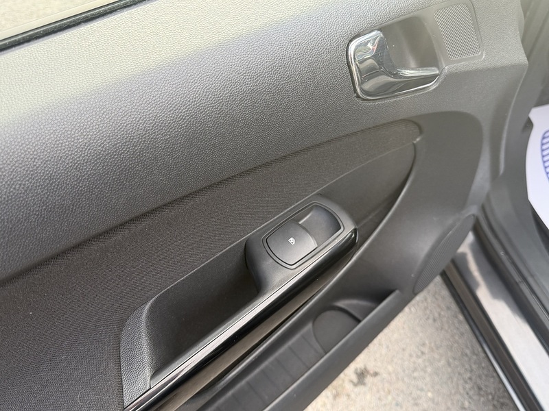 Used Vauxhall Corsa 2014 for sale - 78077239: Photo 50