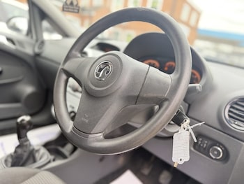 Used Vauxhall Corsa 2012 for sale - 77735216: Photo