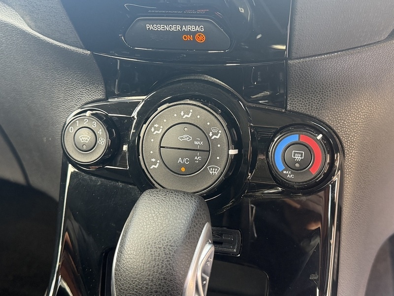 Used Ford Fiesta 2017 for sale - 78077241: Photo 34