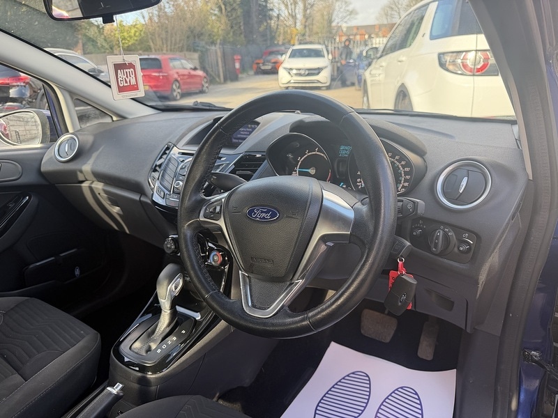 Used Ford Fiesta 2017 for sale - 78077241: Photo 4
