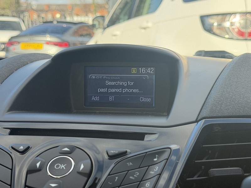 Used Ford Fiesta 2017 for sale - 78077241: Photo 40