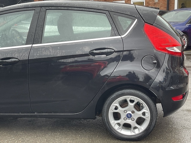 Used Ford Fiesta 2012 for sale - 77902492: Photo 12