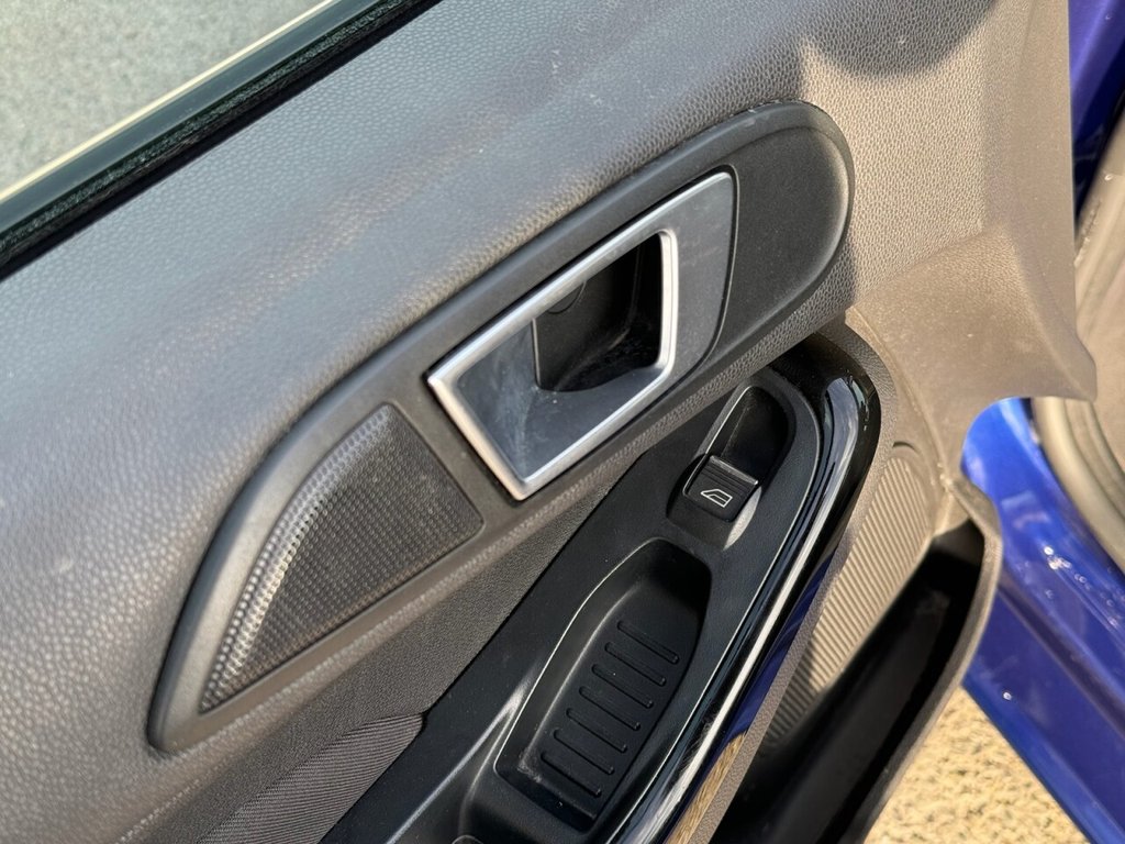 Used Ford Fiesta 2014 for sale - 76256596: Photo 38