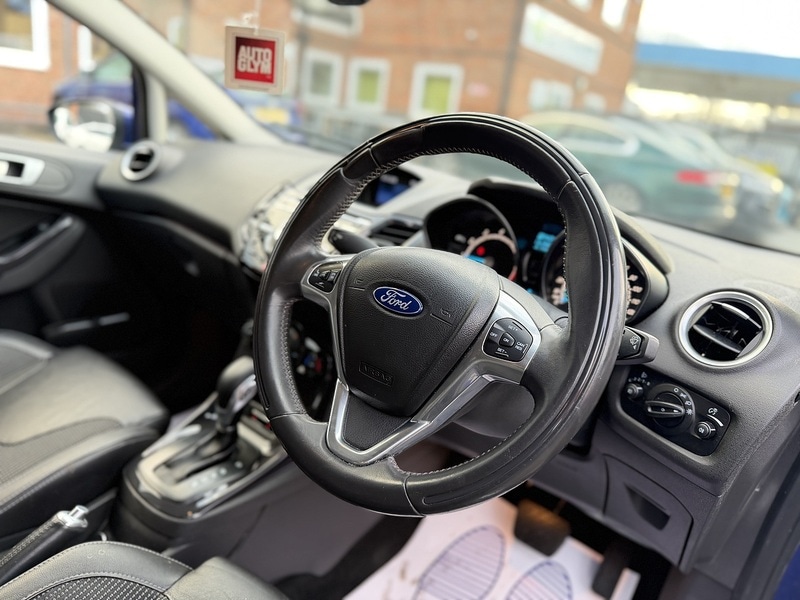 Used Ford Fiesta 2013 for sale - 77398219: Photo 3