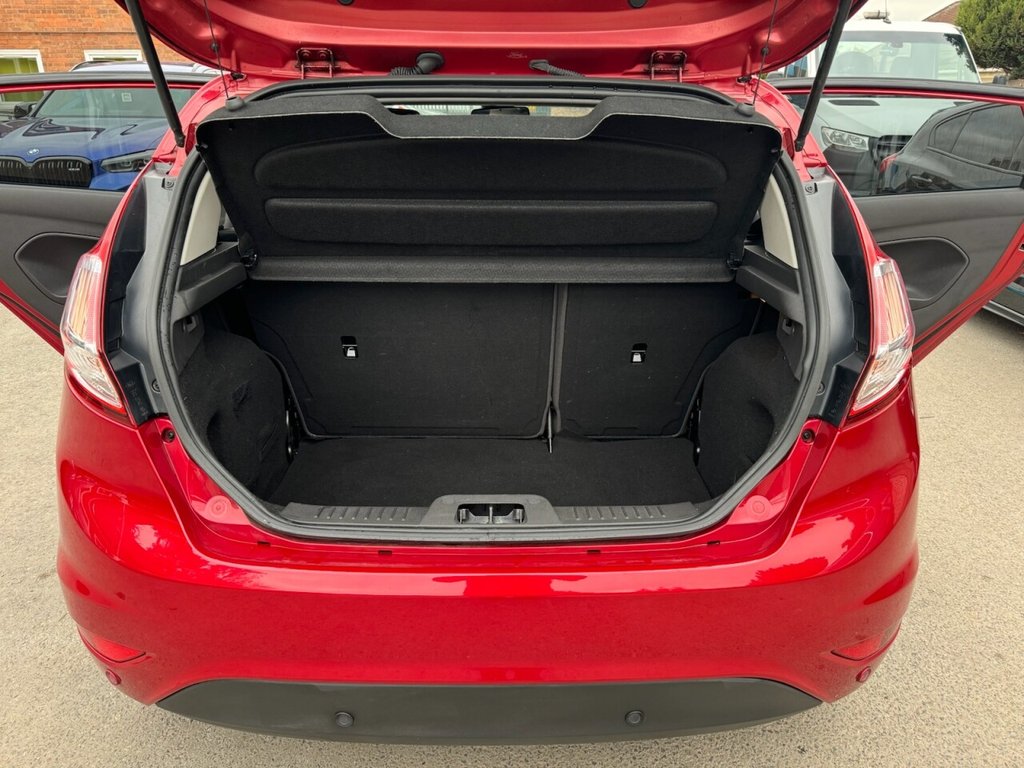 Used Ford Fiesta 2015 for sale - 76304026: Photo 23