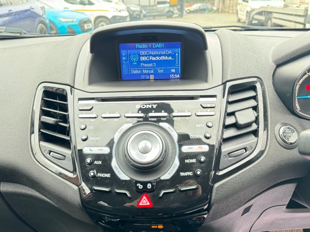 Used Ford Fiesta 2015 for sale - 76304026: Photo 38