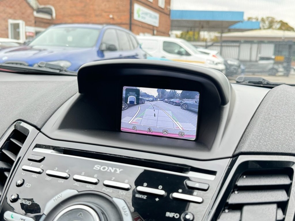 Used Ford Fiesta 2015 for sale - 76304026: Photo 42