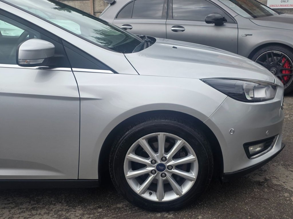 Used Ford Focus 2017 for sale - 76558932: Photo 4