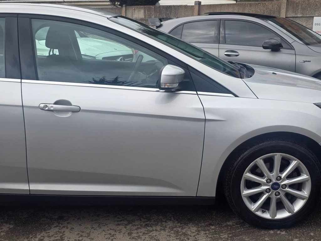 Used Ford Focus 2017 for sale - 76558932: Photo 6