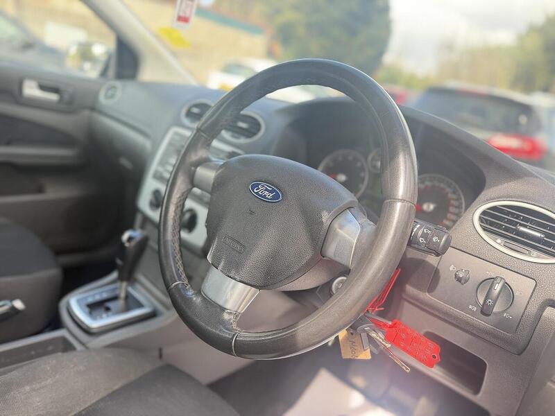 Used Ford Focus 2006 for sale - 78213117: Photo 3