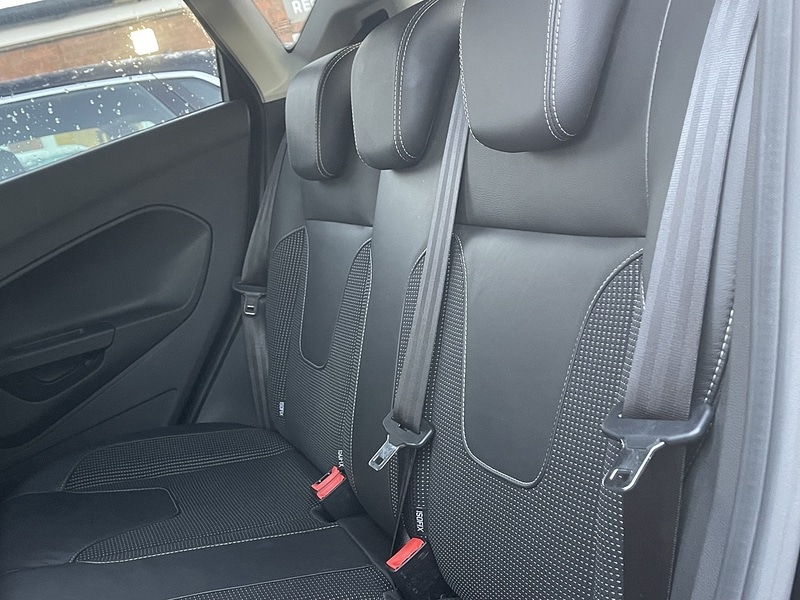 Used Ford Fiesta 2016 for sale - 77149339: Photo 44