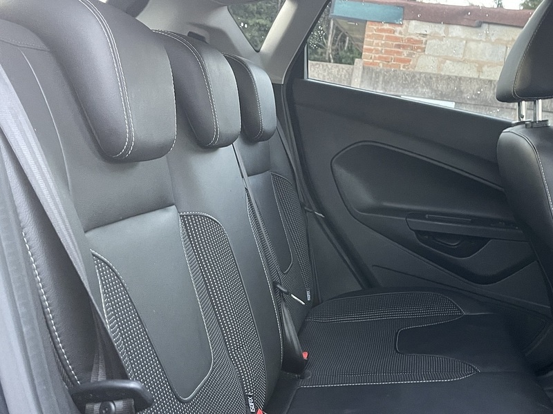 Used Ford Fiesta 2016 for sale - 77149339: Photo 46