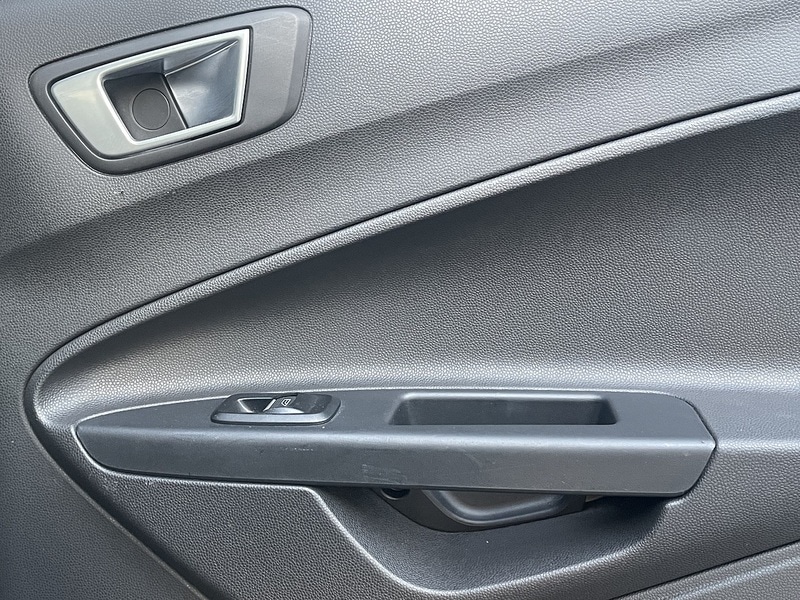 Used Ford Fiesta 2016 for sale - 77149339: Photo 47