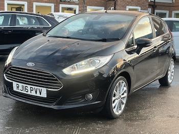 Used Ford Fiesta 2016 for sale - 77149339: Photo