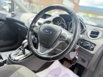 Used Ford Fiesta 2015 for sale - 78605520: Photo