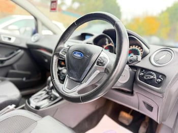 Used Ford Fiesta 2015 for sale - 77379211: Photo