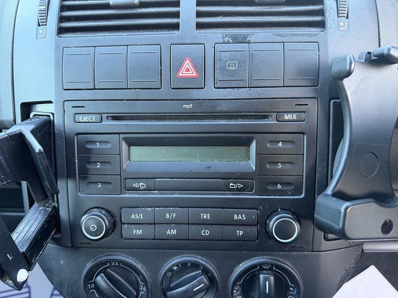 Used Volkswagen Polo 2008 for sale - 77149331: Photo 24