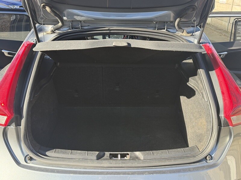 Used Volvo V40 2016 for sale - 78139786: Photo 26