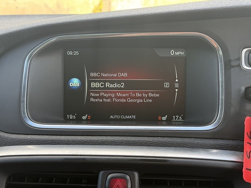 Used Volvo V40 2016 for sale - 78139786: Photo 58