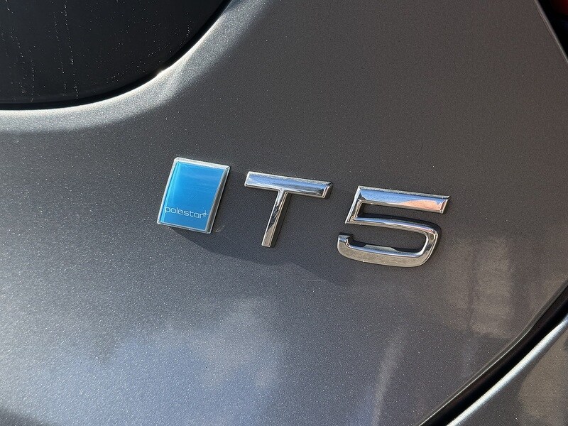 Used Volvo V40 2016 for sale - 78139786: Photo 84