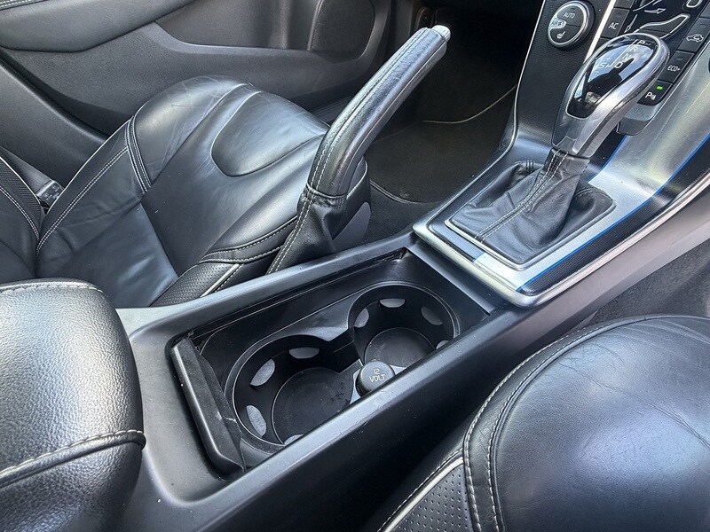 Used Volvo V40 2016 for sale - 78139786: Photo 94