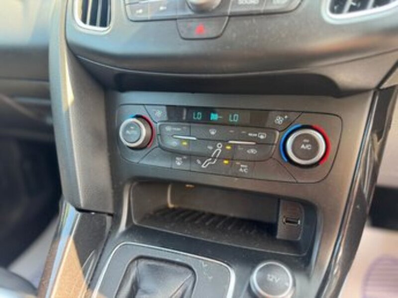 Used Ford Focus for sale - 77577911: Photo 36