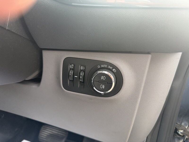 Used Vauxhall Corsa 2015 for sale - 78154625: Photo 57