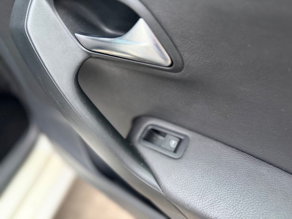 Used Volkswagen Polo 2013 for sale - 76711424: Photo 14