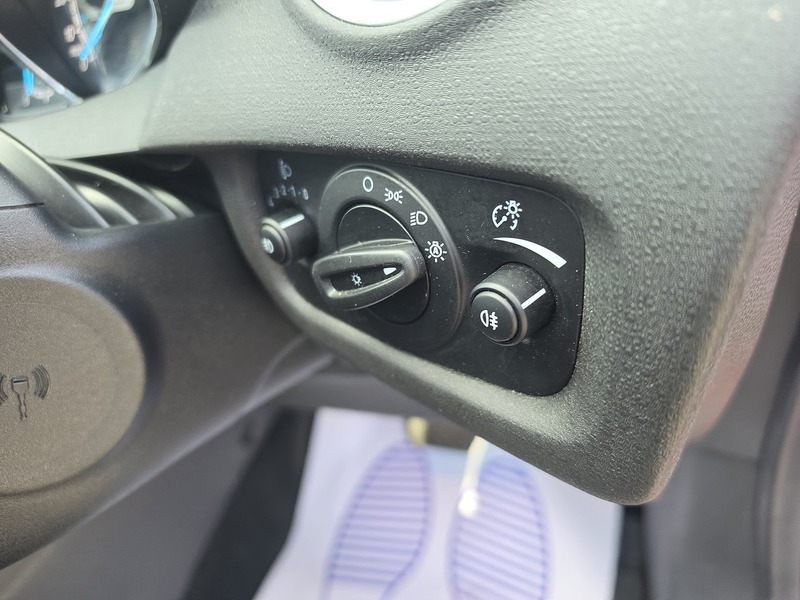 Used Ford Fiesta 2017 for sale - 77836634: Photo 32