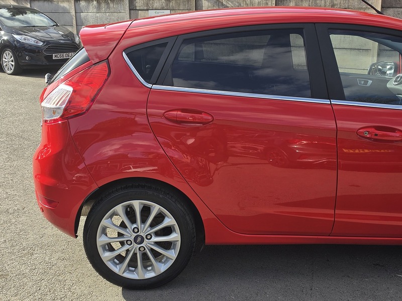 Used Ford Fiesta 2017 for sale - 77836634: Photo 8