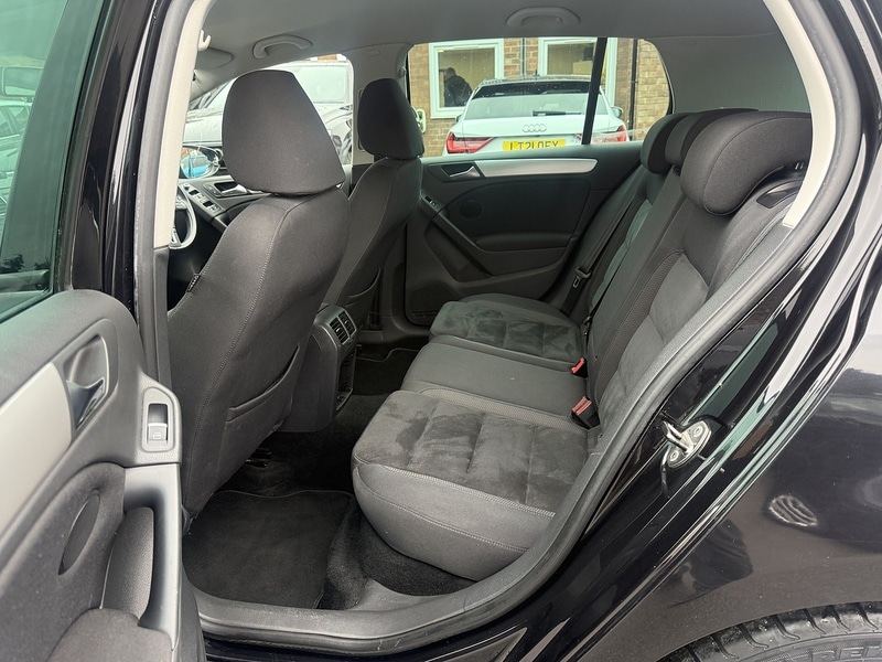 Used Volkswagen Golf 2009 for sale - 77990178: Photo 9