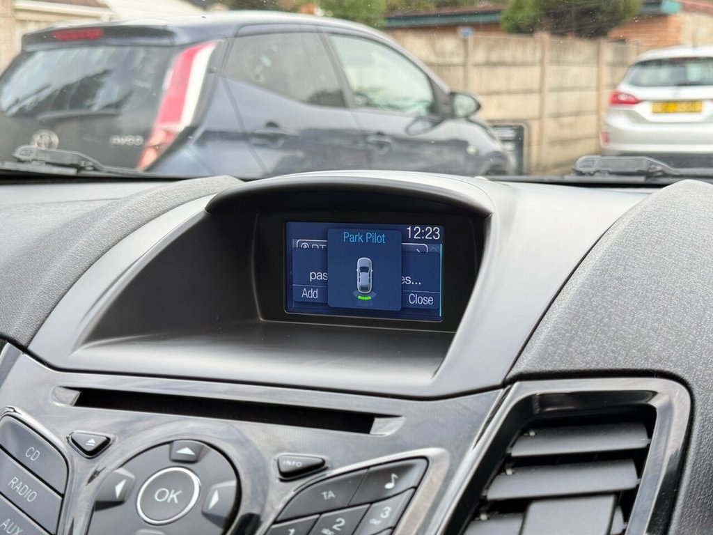 Used Ford Fiesta 2016 for sale - 76430279: Photo 9