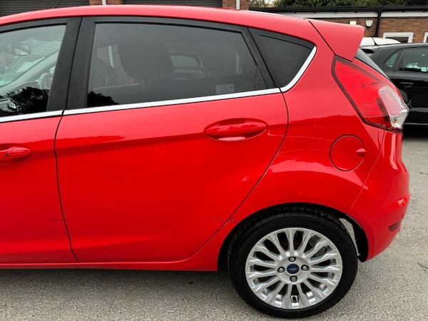 Used Ford Fiesta 2014 for sale - 76261028: Photo 15