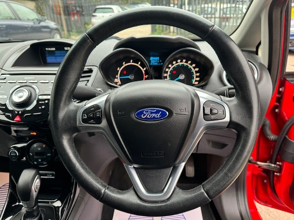 Used Ford Fiesta 2014 for sale - 76261028: Photo 30