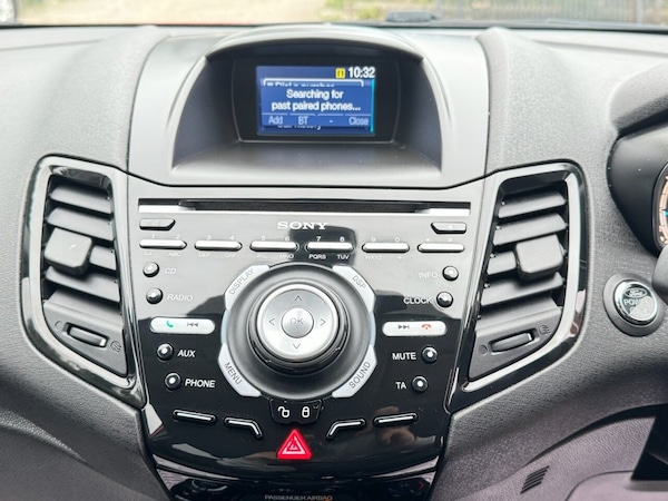 Used Ford Fiesta 2014 for sale - 76261028: Photo 34