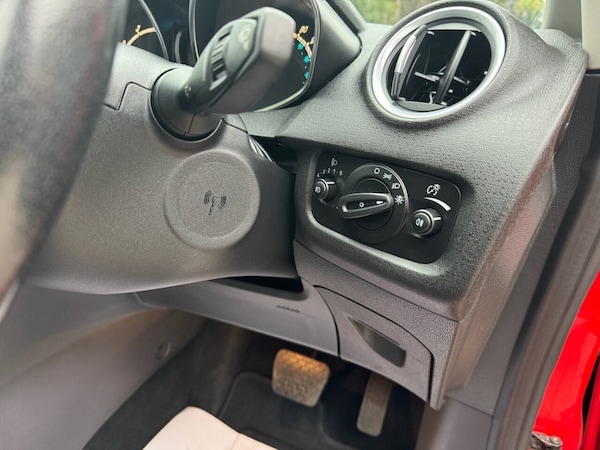 Used Ford Fiesta 2014 for sale - 76261028: Photo 43