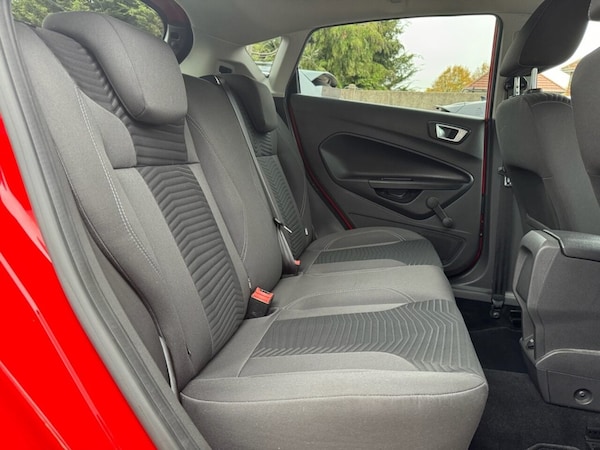 Used Ford Fiesta 2014 for sale - 76261028: Photo 48