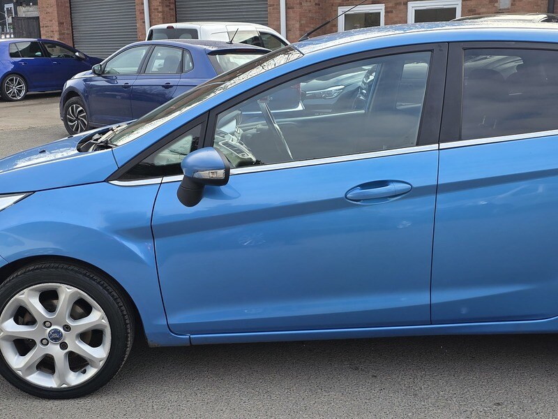 Used Ford Fiesta 2009 for sale - 77730892: Photo 21