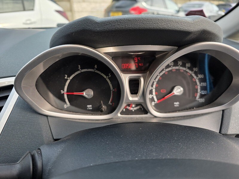Used Ford Fiesta 2009 for sale - 77730892: Photo 32