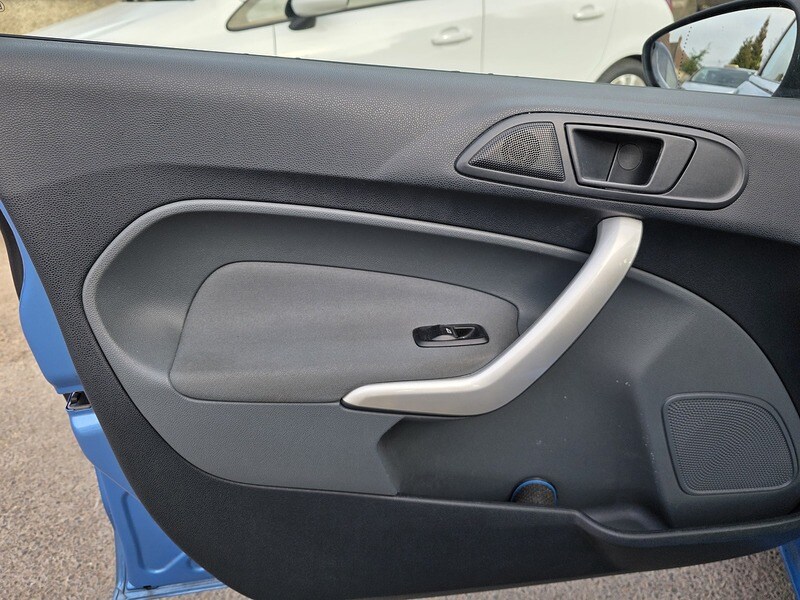 Used Ford Fiesta 2009 for sale - 77730892: Photo 40
