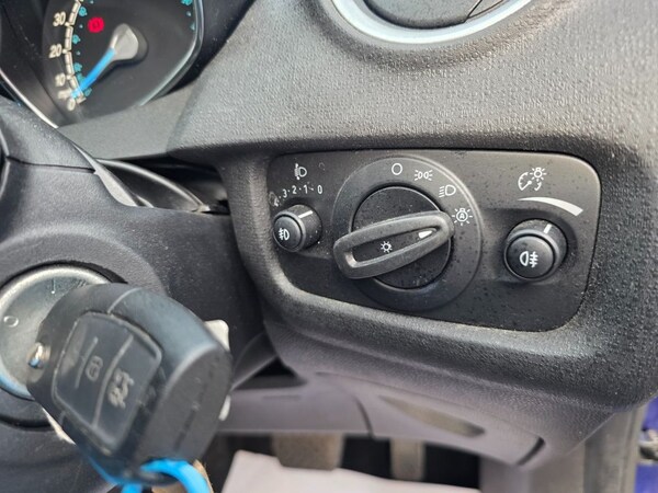 Used Ford Fiesta 2016 for sale - 76261029: Photo 19